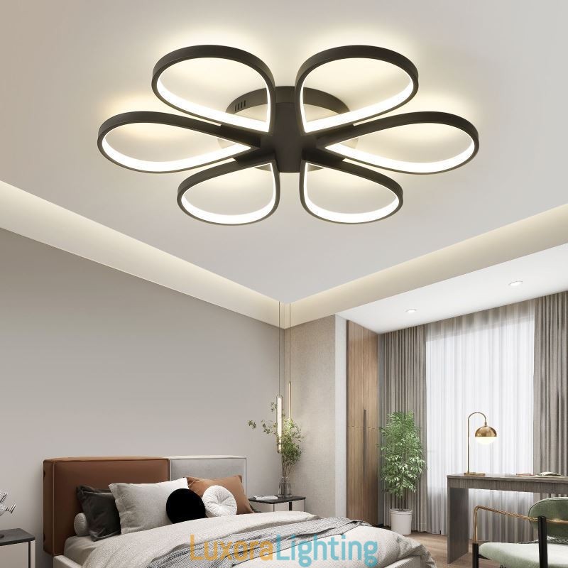 Designer Touch Decorative Flush Mount Minimalist Clover Ceiling Light