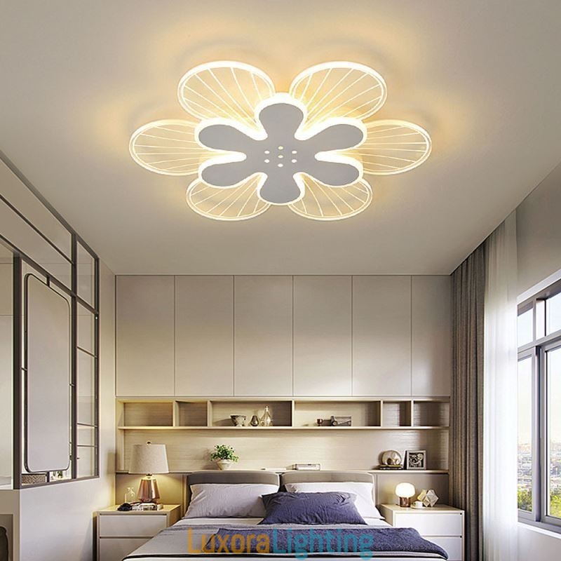 Designer Touch Decorative Modern Flush Mount Pretty Flower Ceiling Light
