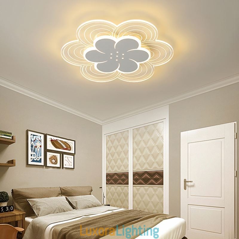 Designer Touch Decorative Gorgeous Petal Flush Mount Ceiling Light Minimalist Acrylic Light