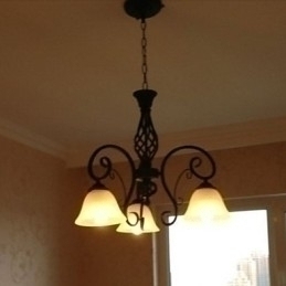 Designer Touch Decorative Rustic Lodge Painting Metal Chandelier