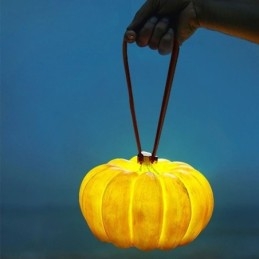 Designer Touch Decorative Portable Pumpkin Lantern Japanese Retro Outdoor Portable Lamp