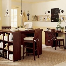 Designer Touch Decorative Nature Inspired Iron Wall Light with Transparent Glass Shade