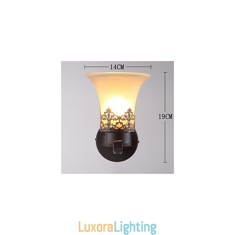 Designer Touch Decorative Single Head Amercian Countryside Vintage Metal with Glass Wall Lamp for the Canteen Room Living Room Entry Foyer Decorate Wall Lamp