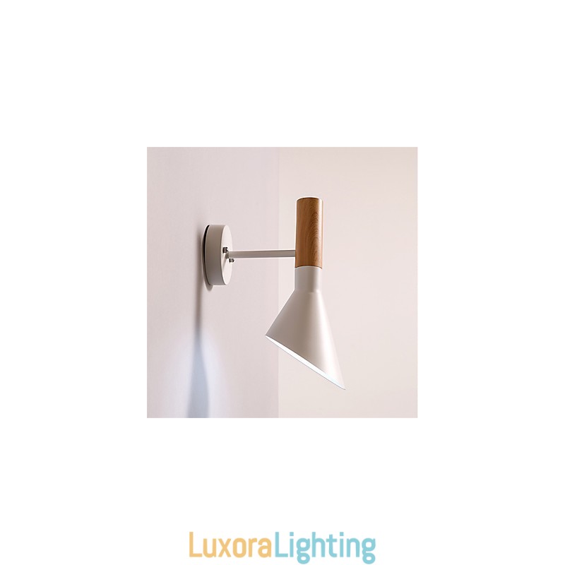 Designer Touch Decorative Northern Europe Style Wood Grain Metal Wall Lights Living Room Restaurant Light Angle Adjustable