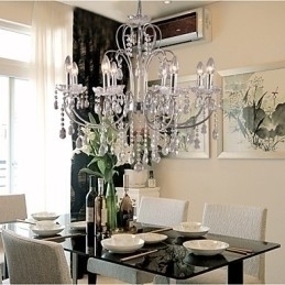 Designer Touch Decorative Traditional Classic Crystal Chrome Metal Chandelier