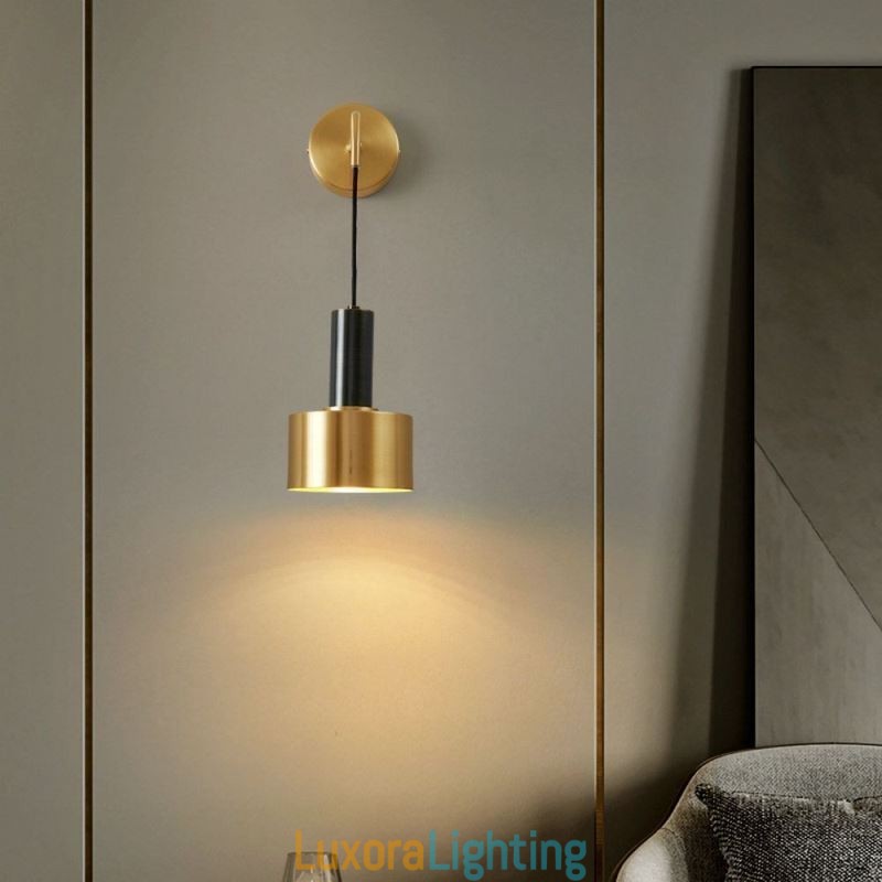 Designer Touch Decorative Modern Wall Light Black Gold Contrast Color Wall Sconce