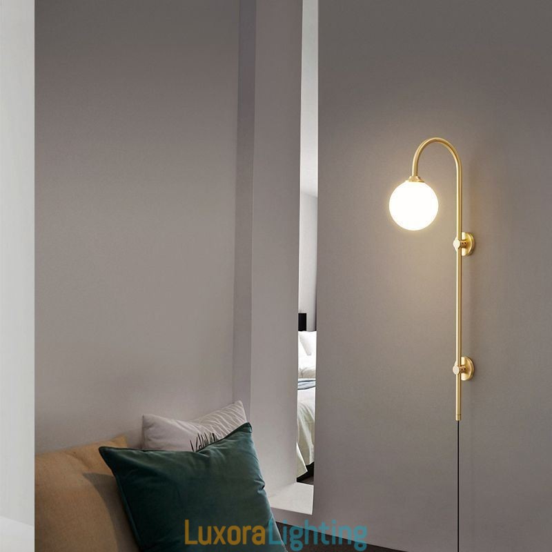 Designer Touch Decorative Modern Wall Sconce Brushed Gold Wall Light