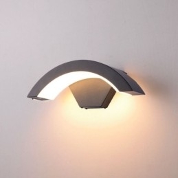 Designer Touch Decorative Minimalist Aluminum Lamp Garden Waterproof Crescent Wall Light