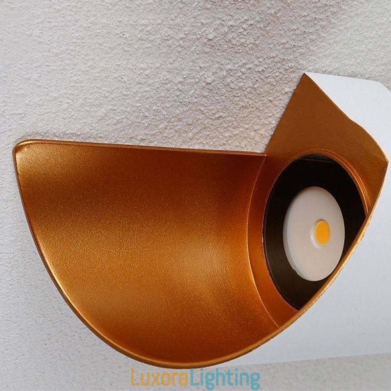 Designer Touch Decorative Aluminum Wall Lights Waterproof Wall Lamp Courtyard Porch