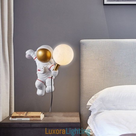 Designer Touch Decorative Modern Wall Sconce Creative Astronaut Resin Wall Light Kids