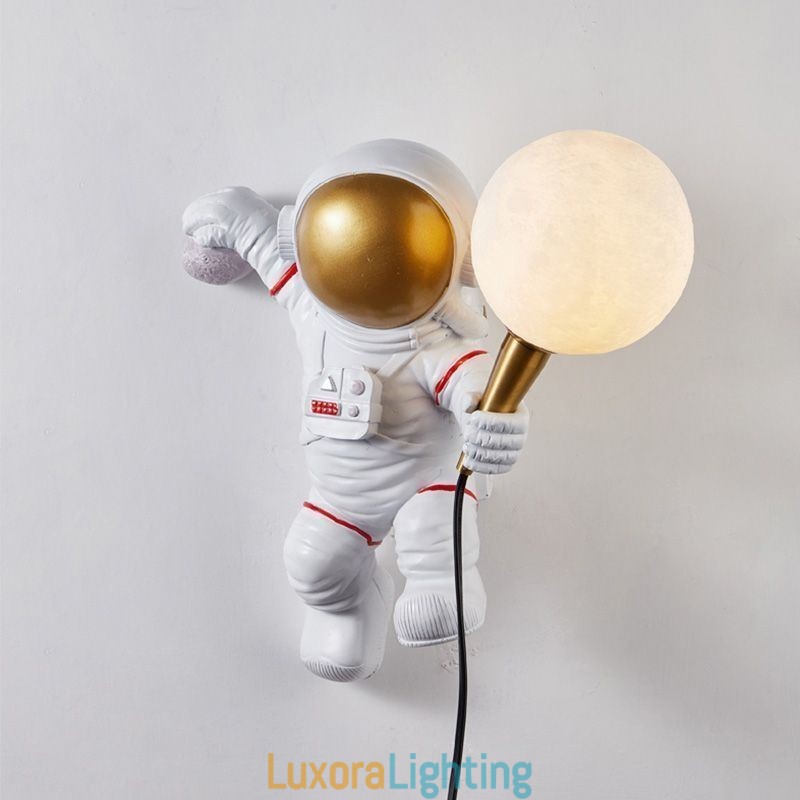 Designer Touch Decorative Modern Wall Sconce Creative Astronaut Resin Wall Light Kids
