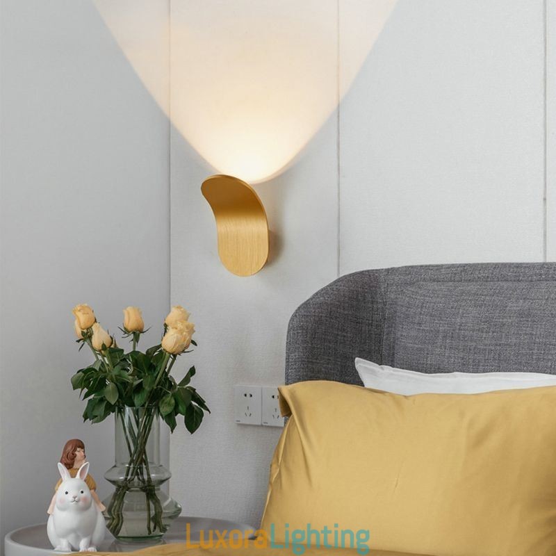 Designer Touch Decorative Minimalist Aluminum Wall Lamp Sconce Light