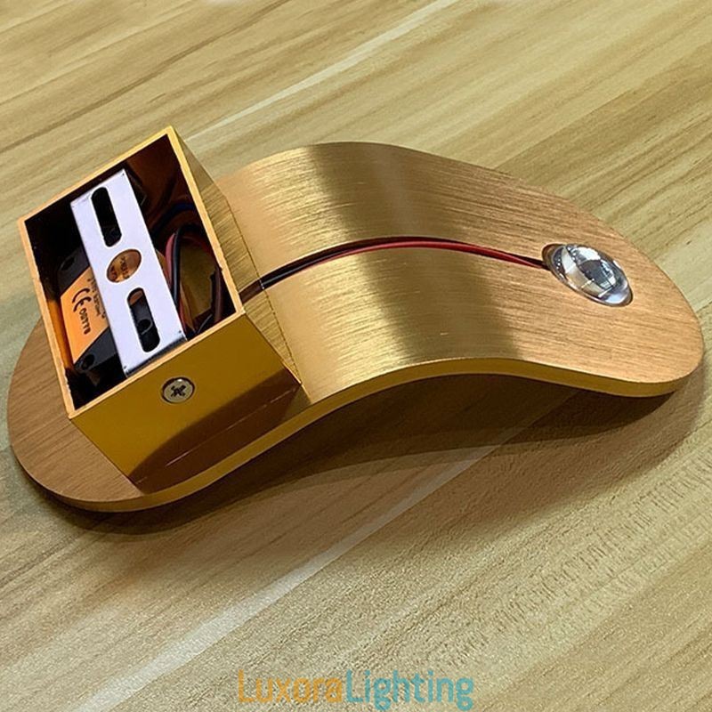 Designer Touch Decorative Minimalist Aluminum Wall Lamp Sconce Light