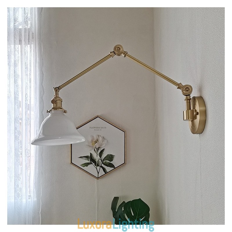 Designer Touch Decorative Modern Wall Light with Glass Shade